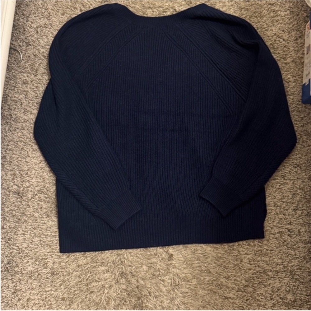 NWT Anthropologie sweater size small - Picture 2 of 3